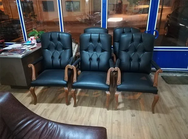 Sakarya Dentİstanbul Diş Kliniği Koltukları — Çalışkan Koltuk Döşeme