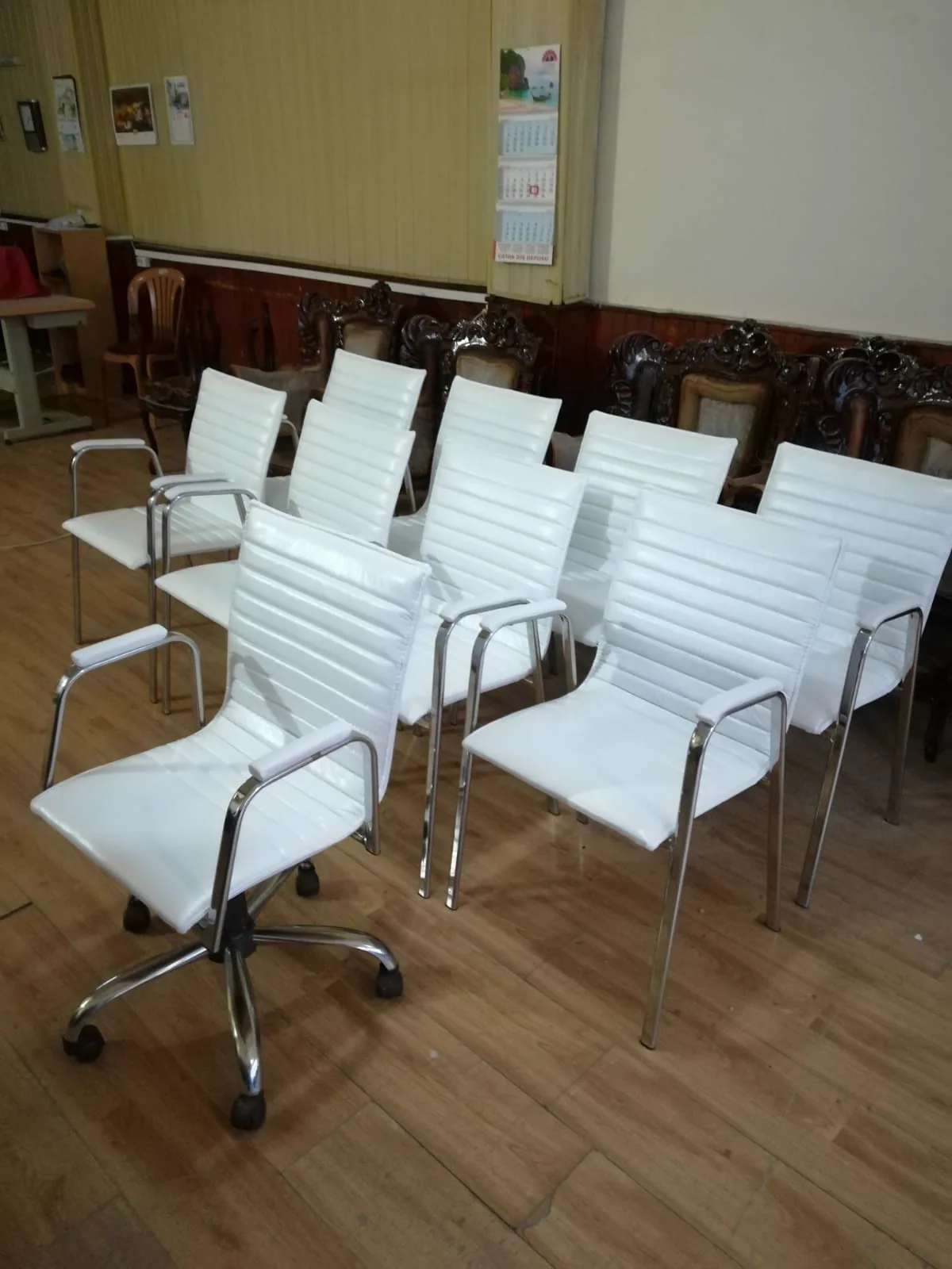 Kaynarca Diş Kliniği Bekleme Koltukları — Çalışkan Koltuk Döşeme