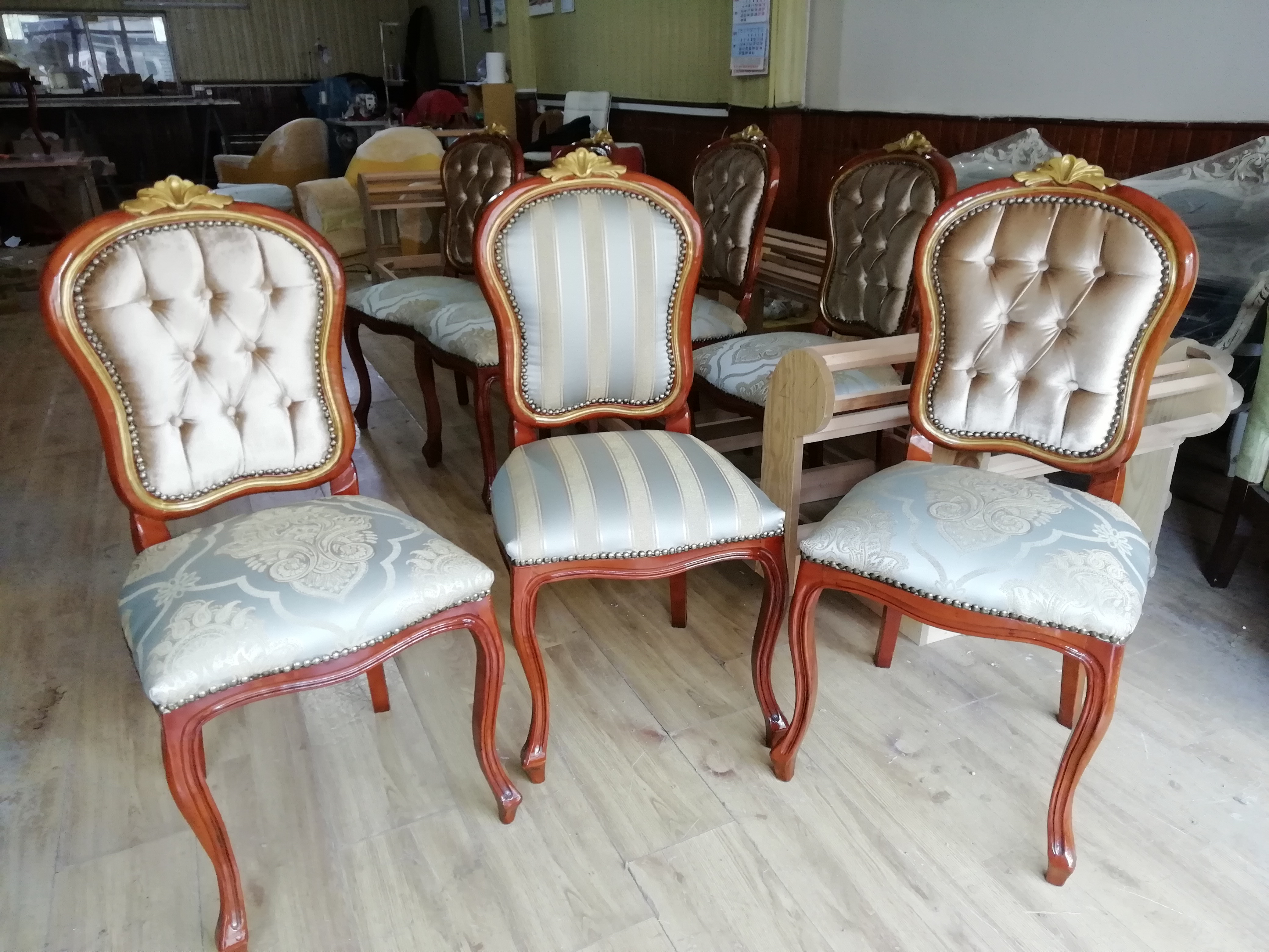 Klasik Kapitone Sandalye Takımı 